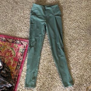 Victoria’s Secret Knockout Legging